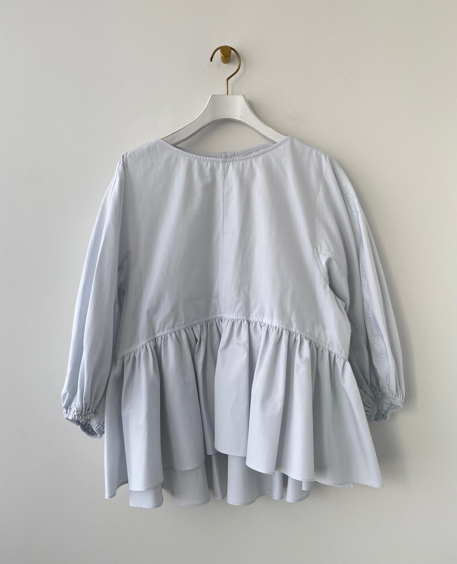 Volume sleeve gather pull-over（Pale Blue) TENNE HANDCRAFTED