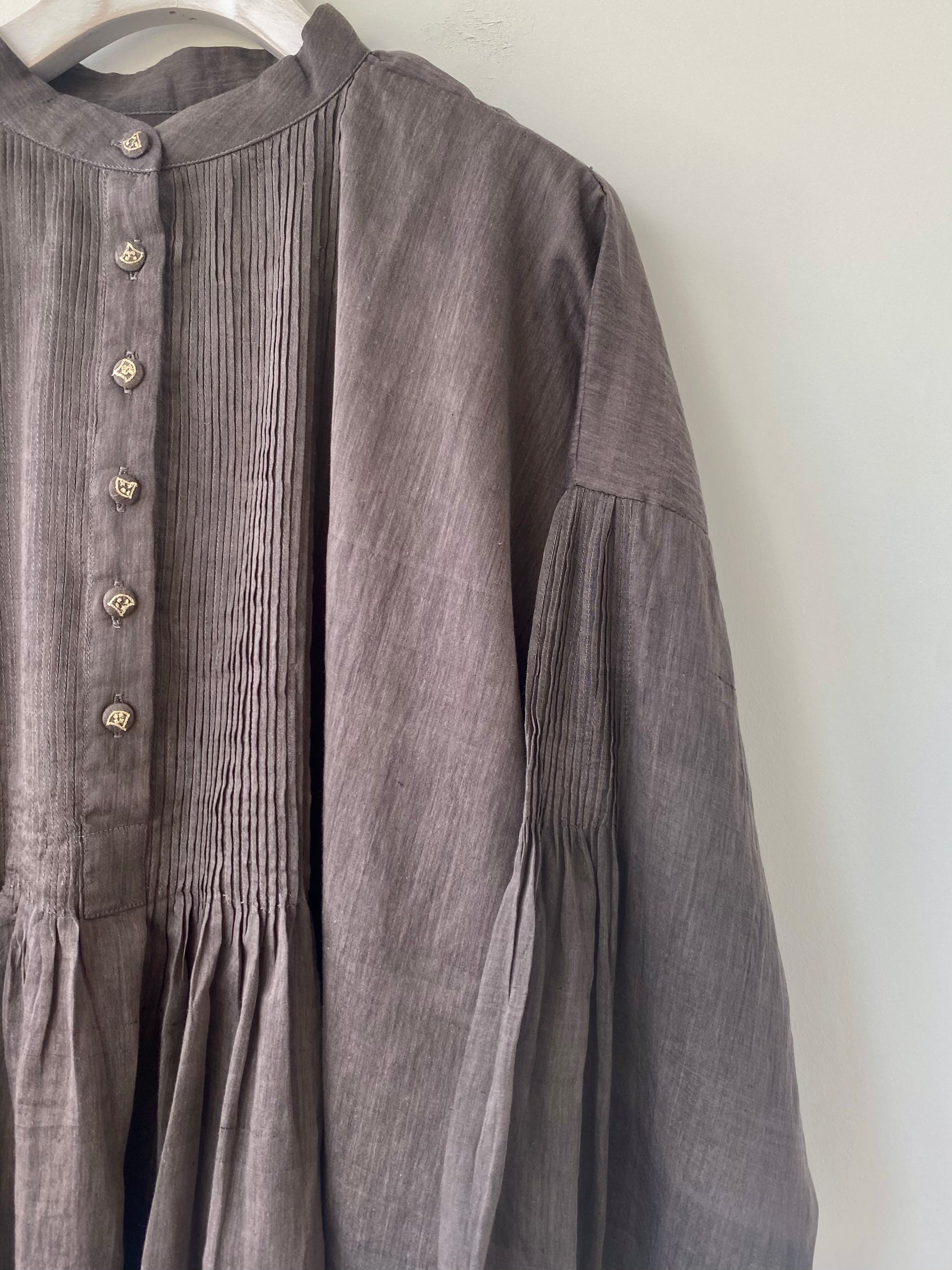 Khadi Cotton Silk Pintuck Blouse BUNON 通販