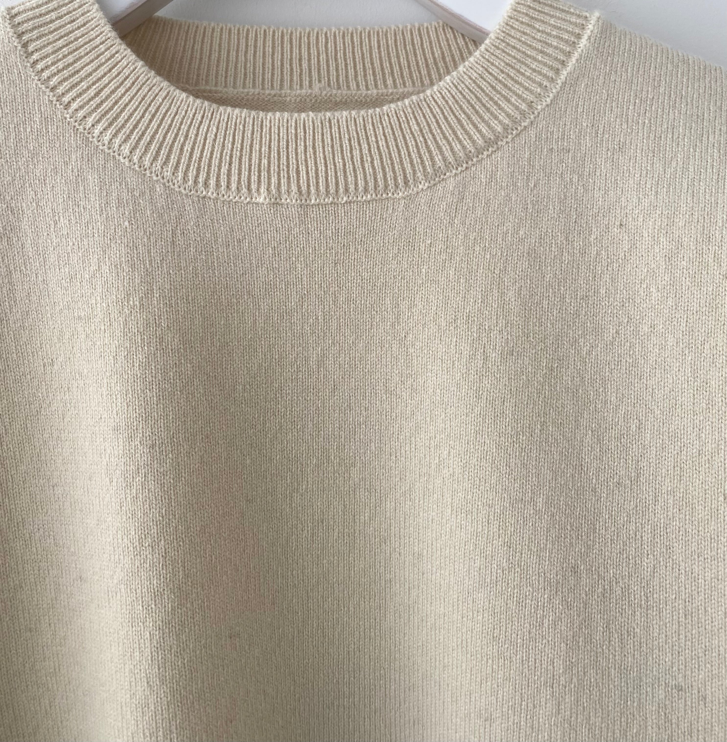 RIGID CASHMERE KNIT PULL OVER